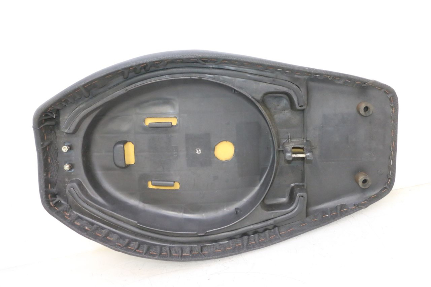 photo de ZITPLAATS KEEWAY MATRIX RX9 125 (2006 - 2007) - Gecontroleerd onderdeel