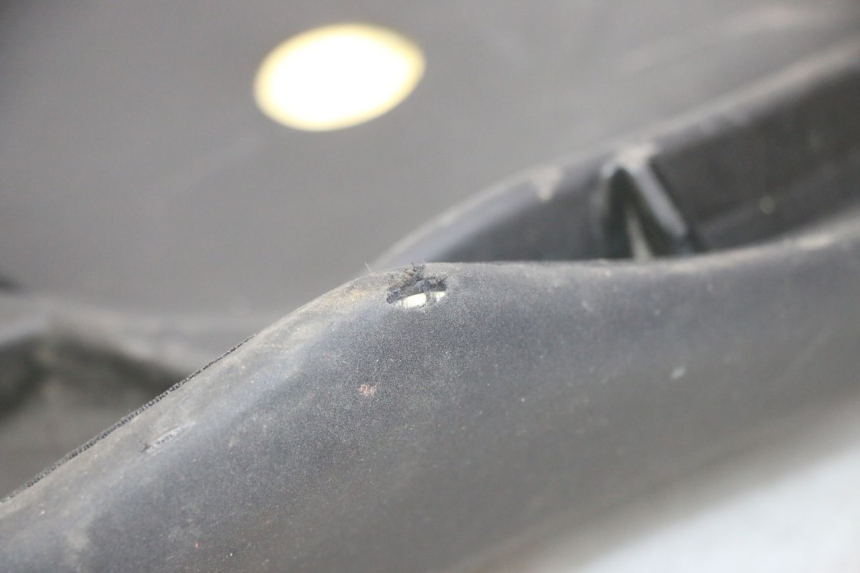 photo de ZITJE PIAGGIO MP3 HPE 310 (2024 - 2025) - Bevestigingspunten