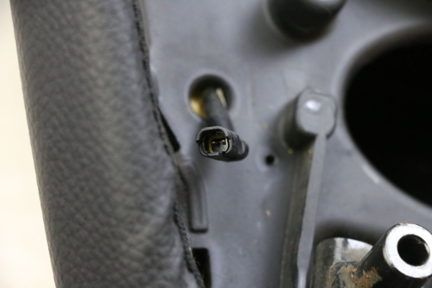 photo de ZITSEL PIAGGIO MP3 HPE 350 (2018 - 2020) - Detail van het onderdeel