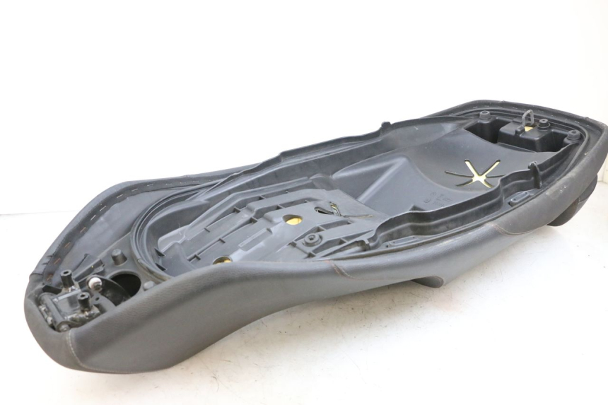 photo de ZITSEL PIAGGIO MP3 HPE 350 (2018 - 2020) - Andere kijkhoek