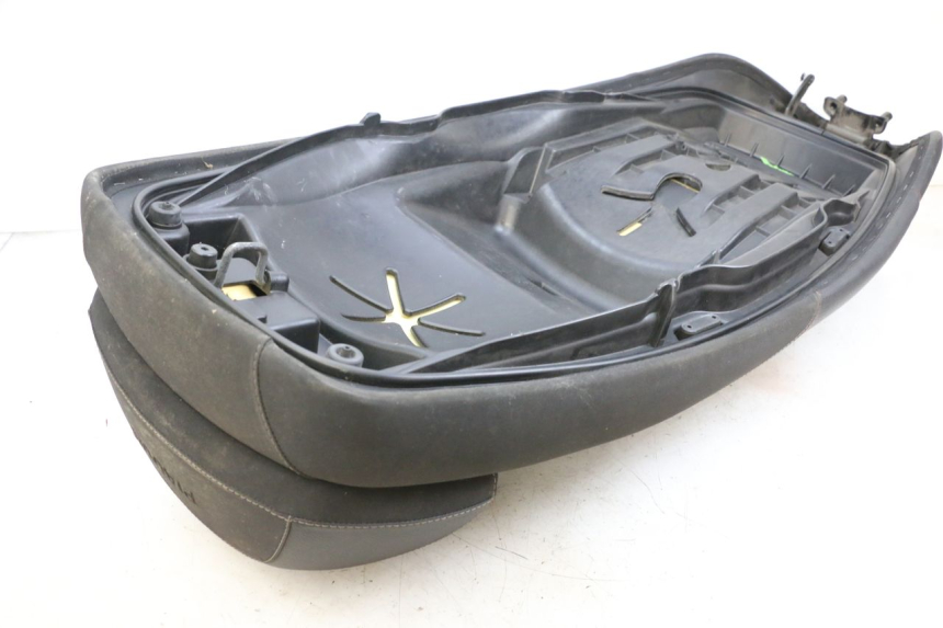 photo de ZITSEL PIAGGIO MP3 HPE 350 (2018 - 2020) - Staat van het oppervlak