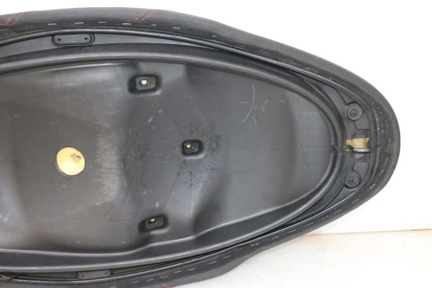 photo de ZITSEL PIAGGIO MP3 HPE 300 (2019 - 2026) - Productaanzicht