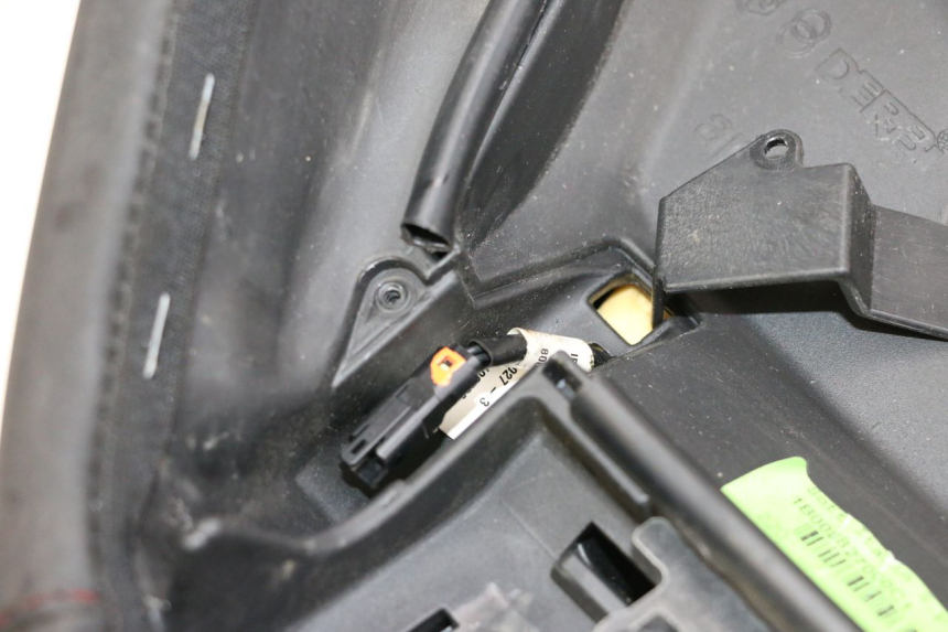 photo de ZITSEL PIAGGIO MP3 HPE 300 (2019 - 2026) - Gecontroleerd onderdeel