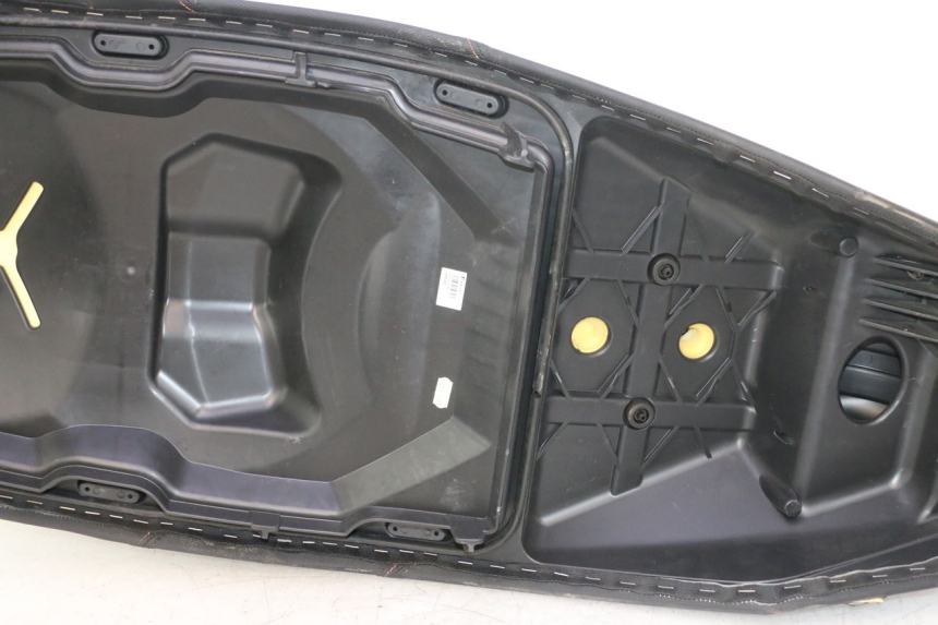 photo de ZIT PIAGGIO MP3 HPE 530 (2022 - 2026) - Focus op structuur