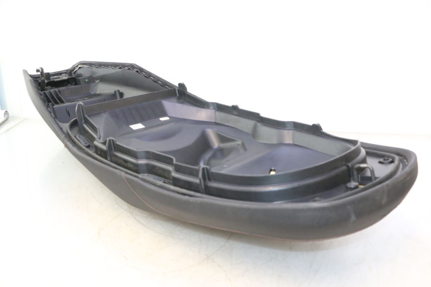 photo de ZIT PIAGGIO MP3 HPE 530 (2022 - 2026) - Technische close-up