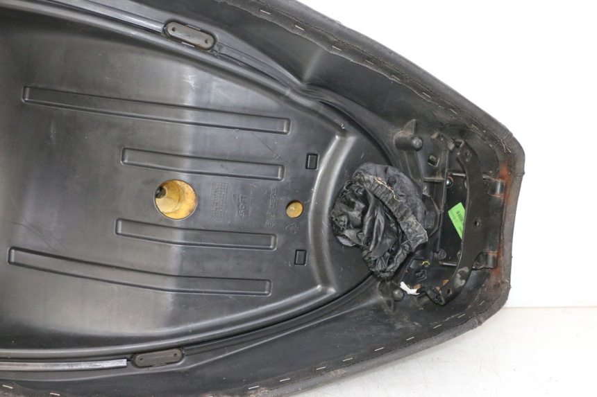 photo de ZITSEL PIAGGIO MP3 LT 300 (2010 - 2016) - Andere kijkhoek