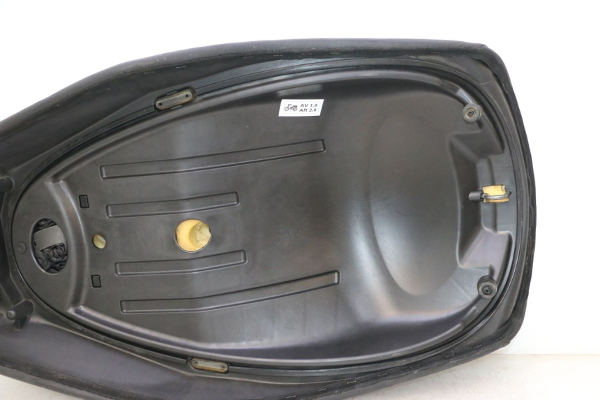 photo de ZITSEL PIAGGIO MP3 LT 300 (2010 - 2016) - Alternatieve hoek