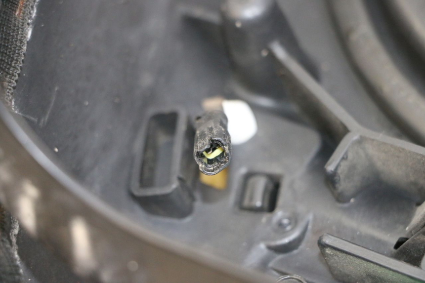 photo de ZITSEL PIAGGIO MP3 RL 250 (2006 - 2010) - Andere kijkhoek