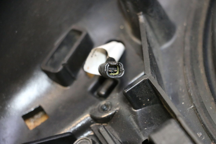 photo de ZITSEL PIAGGIO MP3 RL 250 (2006 - 2010) - Detailaanzicht