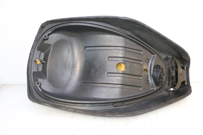 photo de ZITSEL PIAGGIO MP3 RL 250 (2006 - 2010) - Zoom op kwaliteit