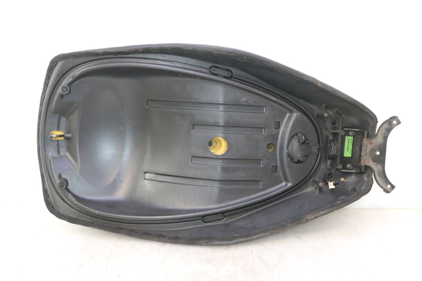 photo de ZITSEL PIAGGIO MP3 125 (2006 - 2014) - Alternatieve hoek