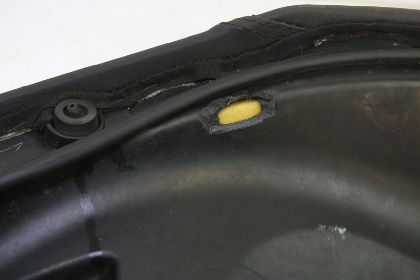 photo de ZITSEL PIAGGIO NEW TYPHOON 50 (2010 - 2017) - Kenmerkende details