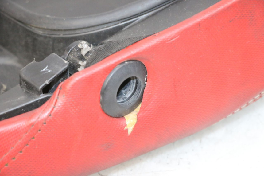 photo de ZITSEL PIAGGIO NEW TYPHOON 50 (2018 - 2021) - Zoom op kwaliteit