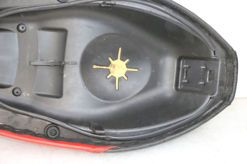 photo de ZITSEL PIAGGIO NEW TYPHOON 50 (2018 - 2021) - Hoofdaanzicht