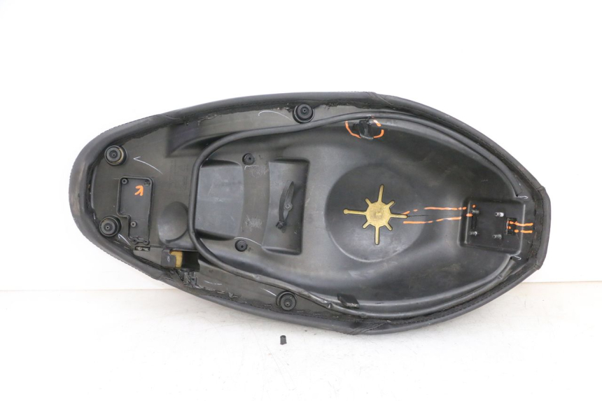 photo de ZITSEL PIAGGIO NEW TYPHOON 50 (2018 - 2021) - Bevestigingspunten