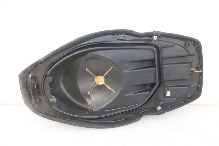 photo de ZITJE PIAGGIO NRG POWER PUREJET 50 (2018 - 2021) - Kenmerkende details