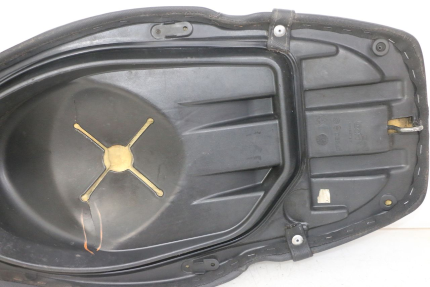 photo de ZITJE PIAGGIO NRG POWER PUREJET 50 (2018 - 2021) - Bevestigingspunten