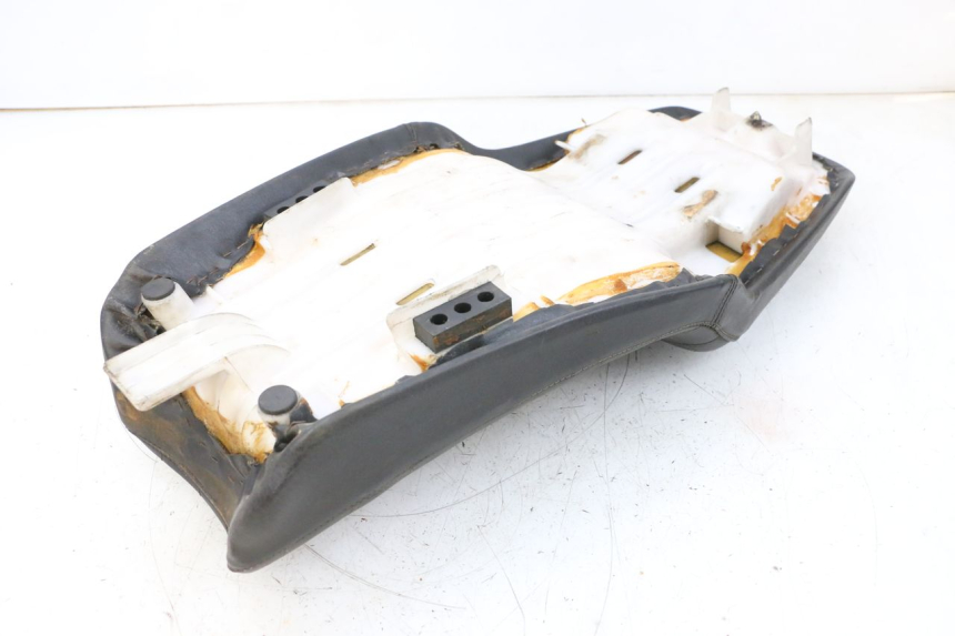 photo de ZITSEL HONDA NSR R 125 (1994 - 2003) - Bevestigingspunten