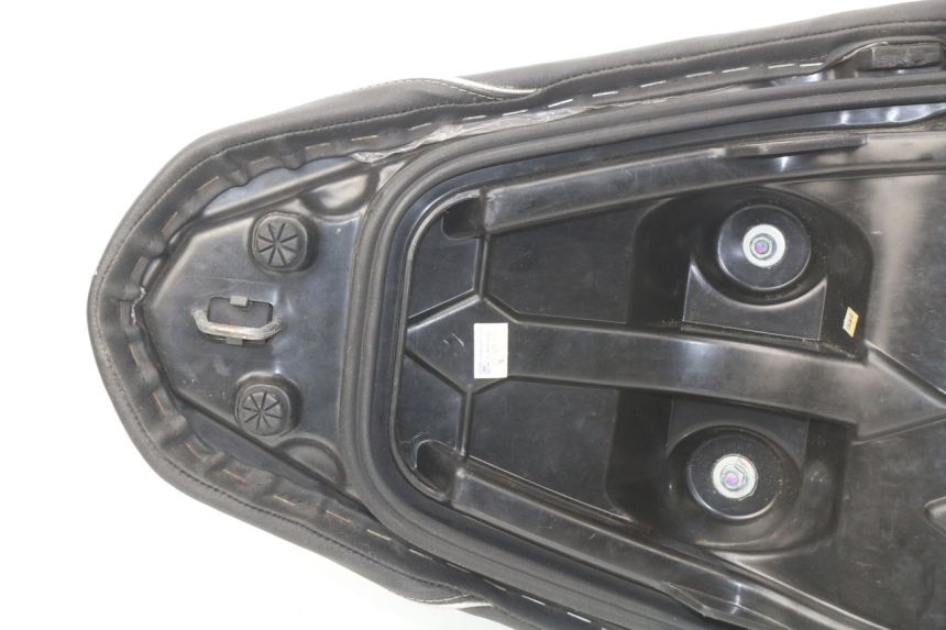 photo de ZITSEL HONDA PCX (JF47) 125 (2012 - 2013) - Kenmerkende details