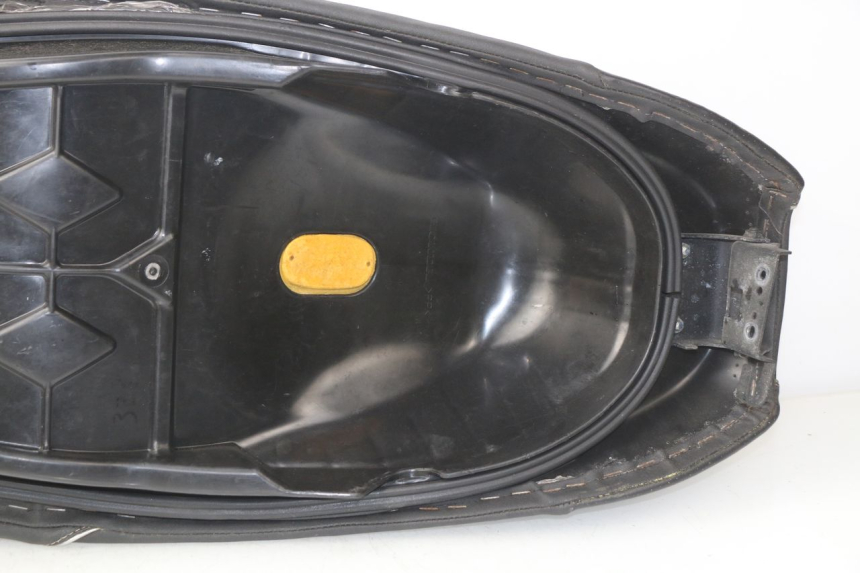 photo de ZITSEL HONDA PCX (JF47) 125 (2012 - 2013) - Markeringen en referenties