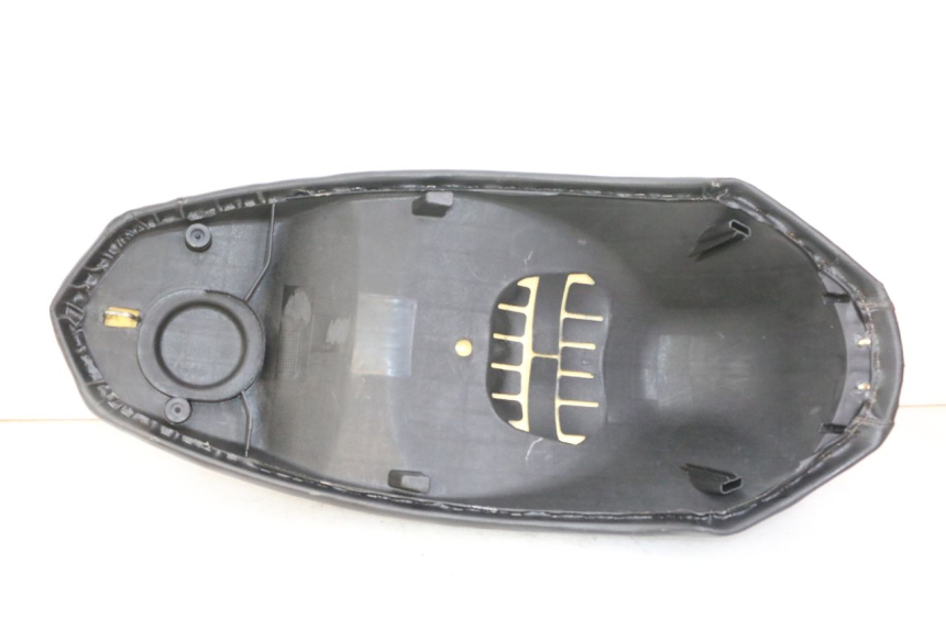 photo de ZITSEL PEUGEOT KISBEE 4T 50 (2010 - 2017) - Detail van het onderdeel