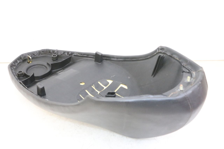 photo de ZITSEL PEUGEOT KISBEE 4T 50 (2010 - 2017) - Zoom op gebruiksstaat