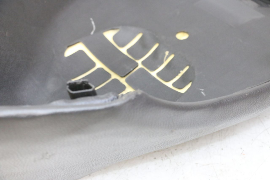 photo de ZITSEL PEUGEOT KISBEE 4T 50 (2010 - 2017) - Bevestigingspunten