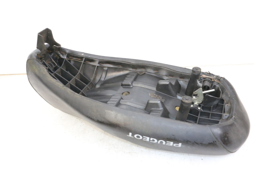 photo de ZITSEL PEUGEOT LUDIX 50 (2008 - 2017) - Bevestigingspunten