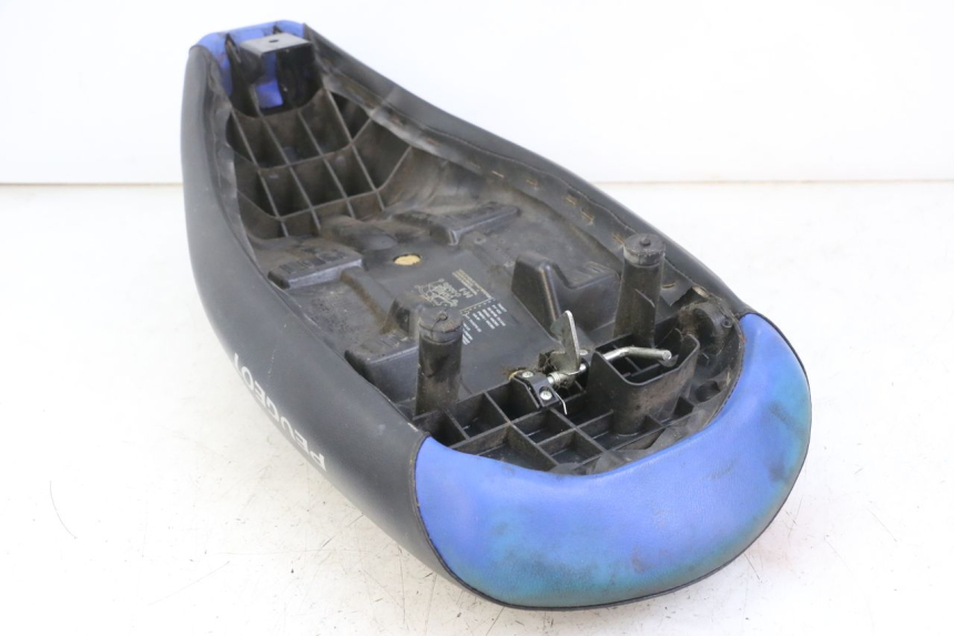 photo de ZITSEL PEUGEOT LUDIX ONE 50 (2005 - 2008) - Bevestigingspunten