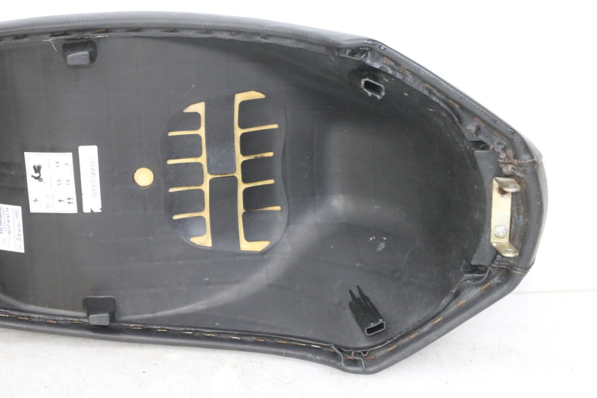 photo de ZITSEL PEUGEOT STREETZONE 4T 50 (2018 - 2023) - Zoom op componenten