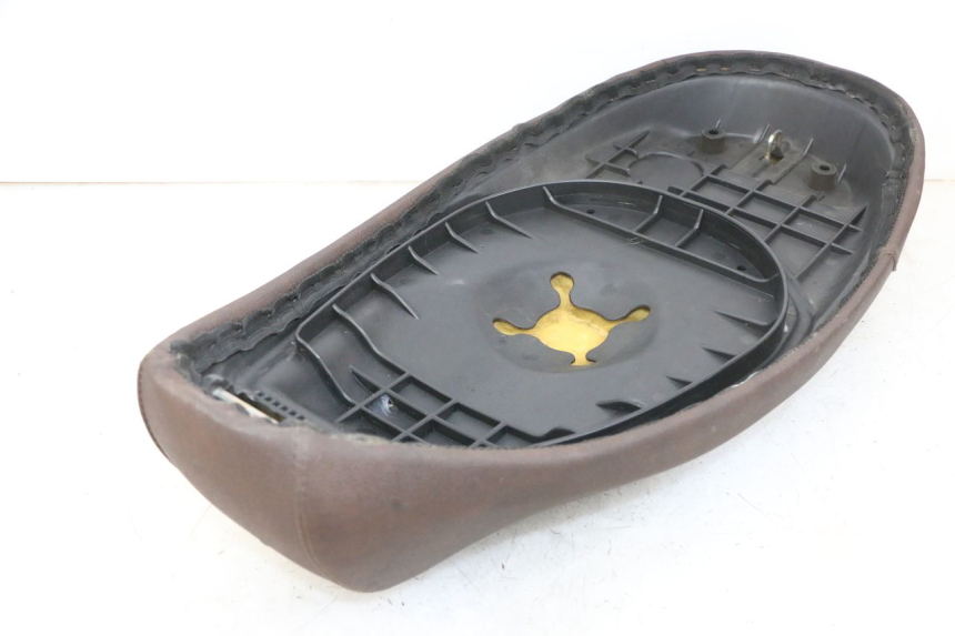 photo de ZITJE EFUN PUSA 1 - Technische close-up