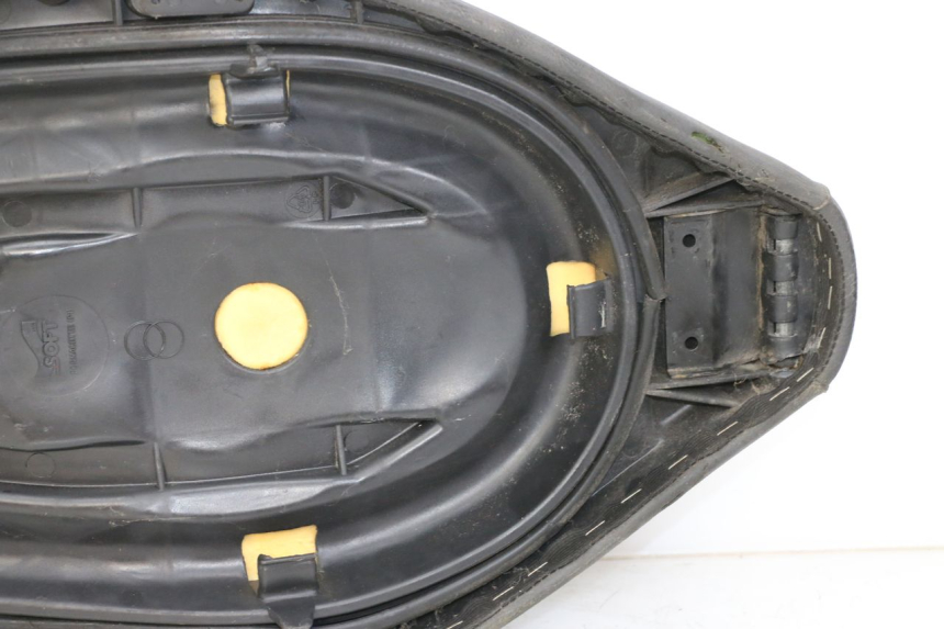 photo de ZITSEL GILERA RUNNER LC 50 (1997 - 1998) - Zoom op componenten