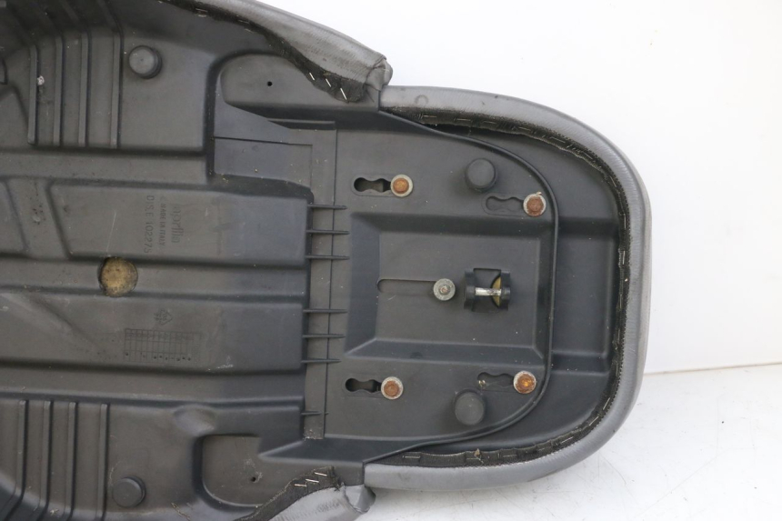 photo de ZITSEL APRILIA SCARABEO GT 125 (1999 - 2007) - Overzicht