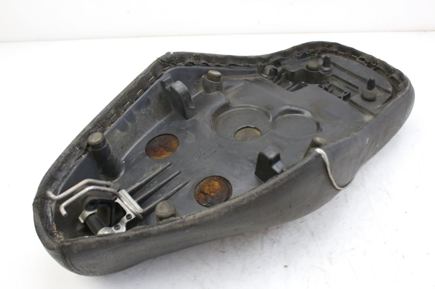 photo de ZITSEL APRILIA SCARABEO 100 (2003 - 2012) - Andere kijkhoek