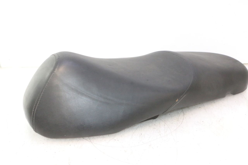 photo de ZIT HONDA SH 125 (2001 - 2003) - Focus op structuur