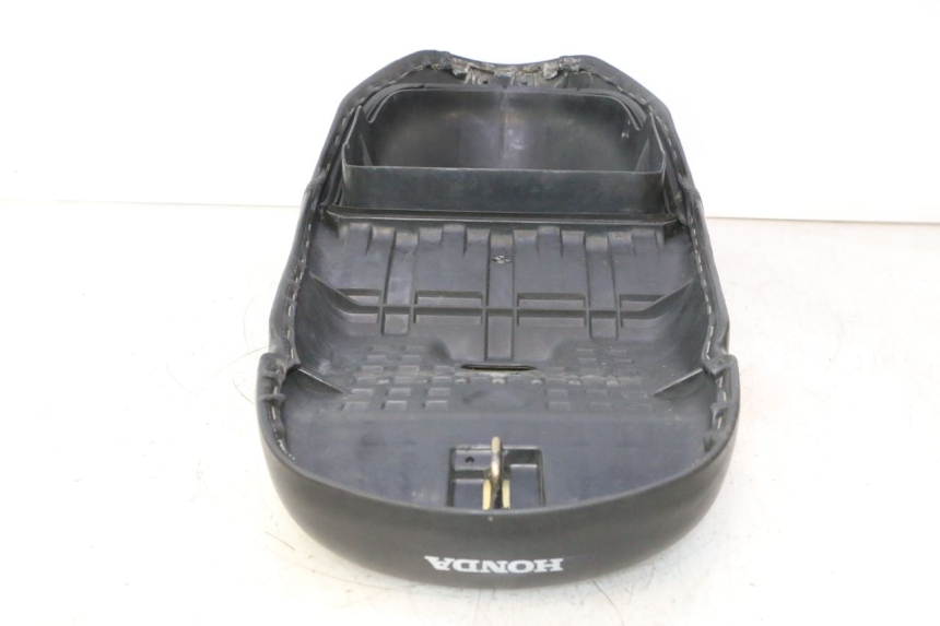 photo de ZIT HONDA SH 125 (2001 - 2003) - Bevestigingspunten