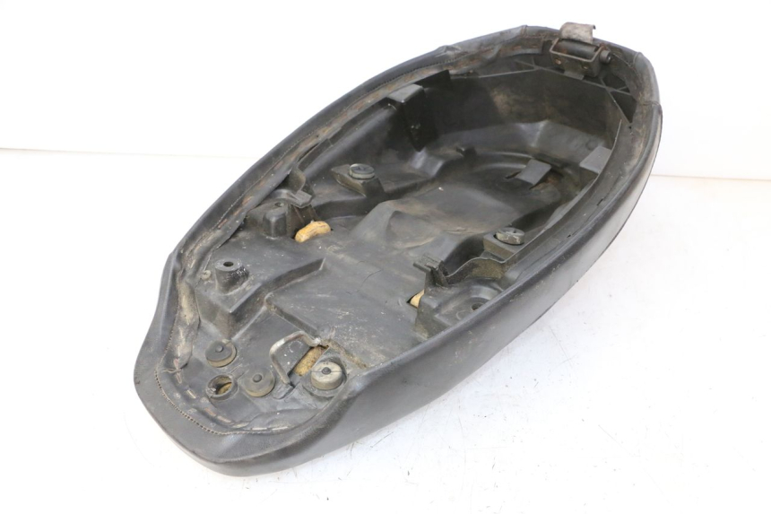 photo de ZITSEL PEUGEOT SPEEDAKE 50 (1995 - 1997) - Zoom op gebruiksstaat