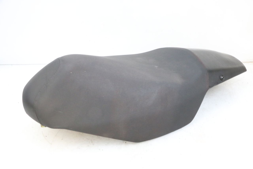 photo de ZITSEL PEUGEOT SPEEDFIGHT 4 4T EFI 50 (2021 - 2025) - Staat van het oppervlak