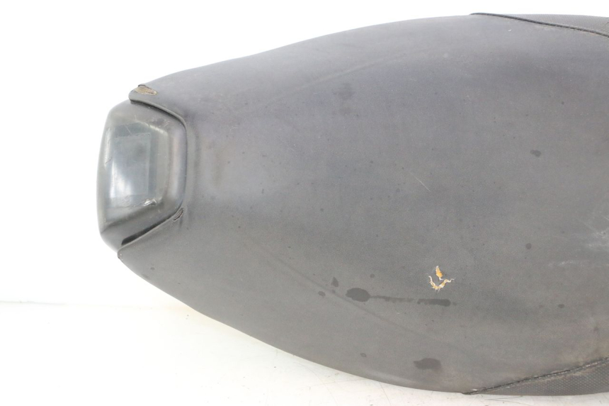 photo de ZITSEL PEUGEOT SPEEDFIGHT LC 50 (1996 - 2002) - Focus op structuur