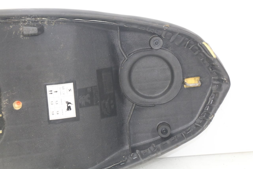 photo de ZITSEL PEUGEOT STREETZONE 4T 50 (2018 - 2023) - Kenmerkende details