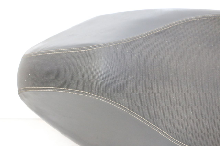 photo de ZITJE PEUGEOT STREETZONE I NAKED 2T 50 (2018 - 2020) - Focus op structuur