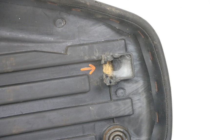 photo de ZITSEL MBK STUNT NAKED 50 (2004 - 2018) - Focus op structuur