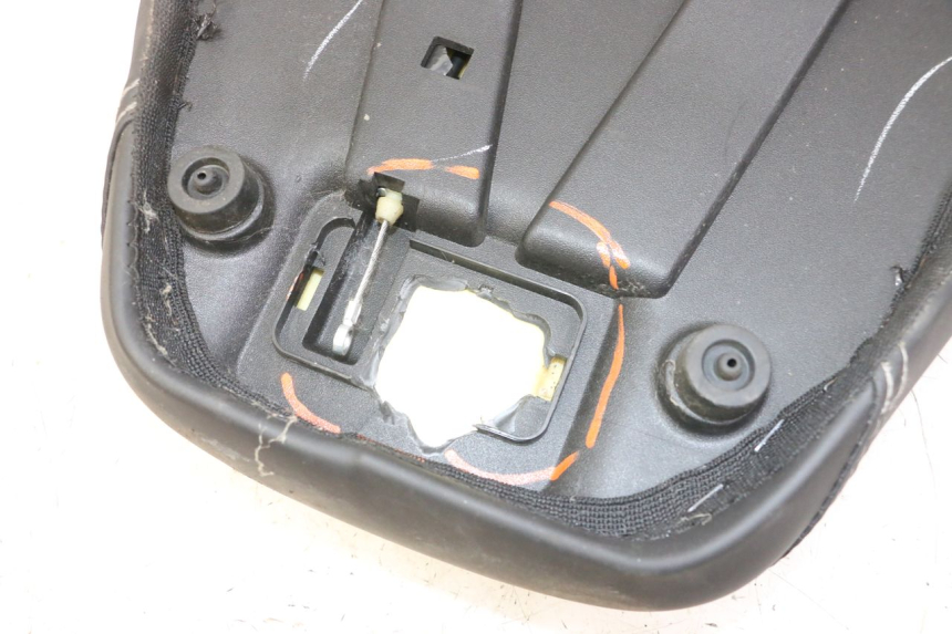 photo de ZITSEL APRILIA SXR 50 (2021 - 2023) - Focus op structuur