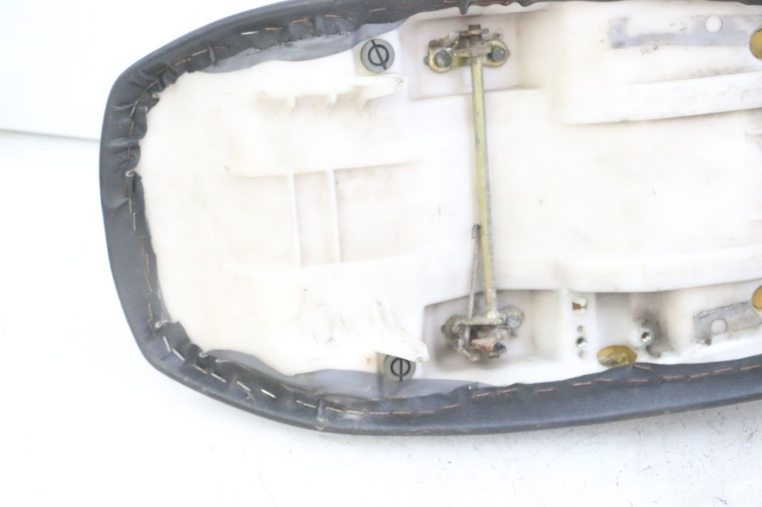 photo de ZITSEL YAMAHA TDR DELTABOX 125 (1997 - 2003) - Gecontroleerd onderdeel