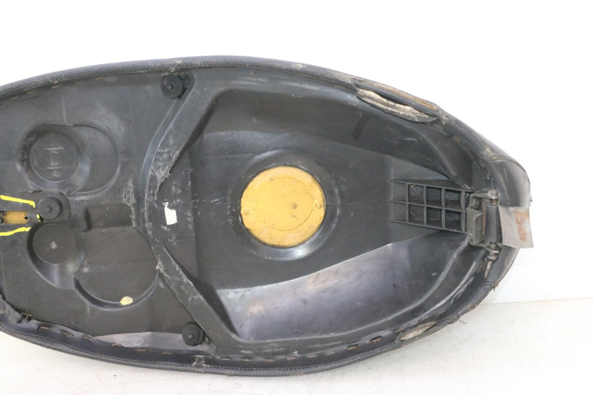 photo de ZIT PEUGEOT TREKKER 50 (1995 - 2004) - Zoom op gebruiksstaat