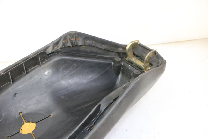 photo de ZITSEL PEUGEOT VIVACITY NEW 4T 50 (2008 - 2017) - Zoom op gebruiksstaat