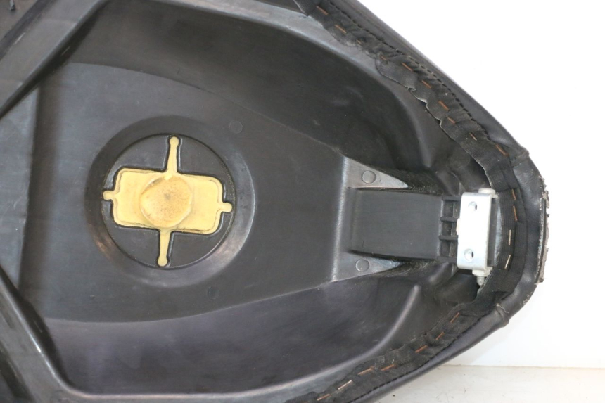photo de ZITSEL PEUGEOT VIVACITY 50 (2004 - 2009) - Gecontroleerd onderdeel