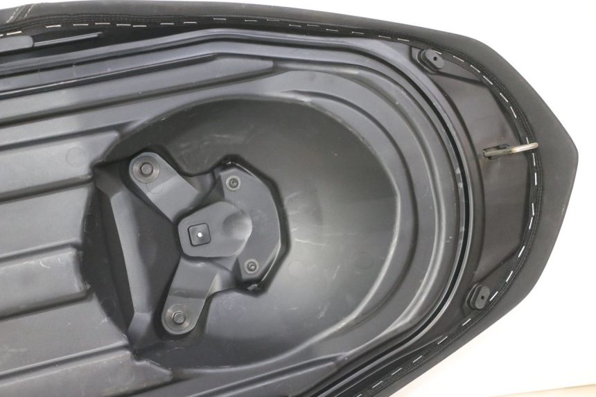 photo de ZITSEL YAMAHA XMAX X-MAX 125 (2021 - 2025) - Kenmerkende details