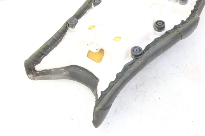 photo de ZITSEL YAMAHA XJ6 ABS 600 (2008 - 2016) - Bevestigingspunten