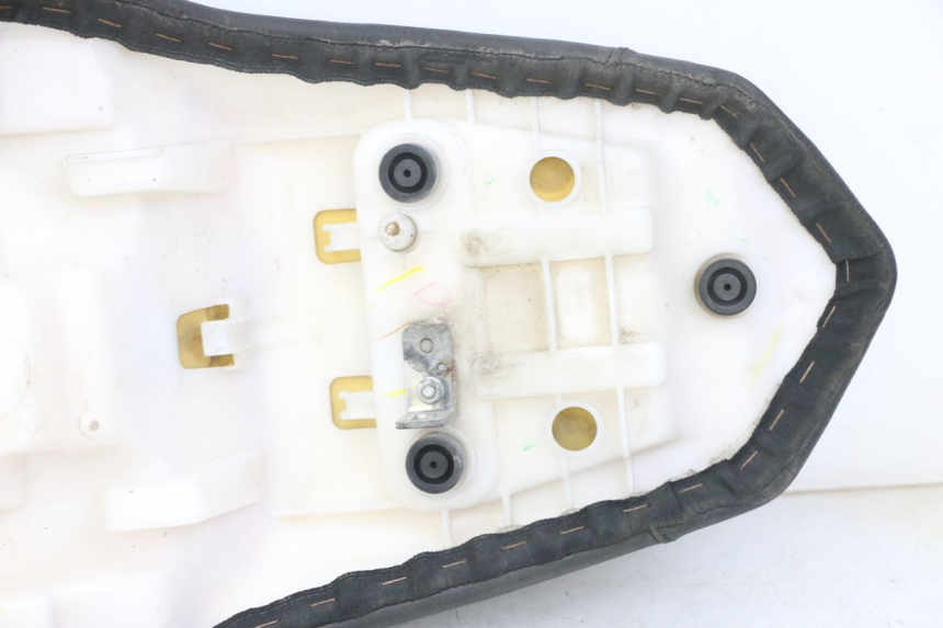 photo de ZITSEL YAMAHA XJ6 ABS 600 (2008 - 2016) - Gecontroleerd onderdeel